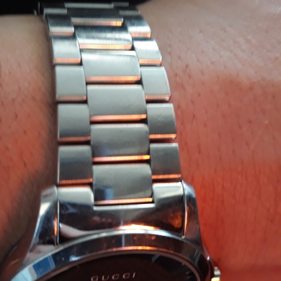 Gucci Watch - Picture 2 of 4